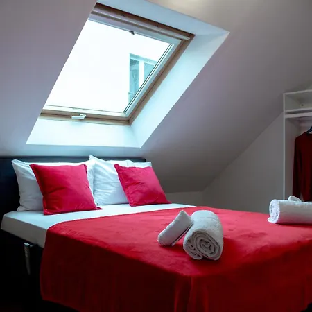 Lovely Monte Close To Cologne With Three Bedrooms And One Bathroom