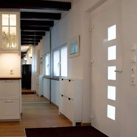 Lovely Monte Close To Cologne With Three Bedrooms And One Bathroom * Frechen