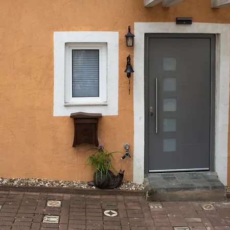 Lovely Monte Close To Cologne With Three Bedrooms And One Bathroom