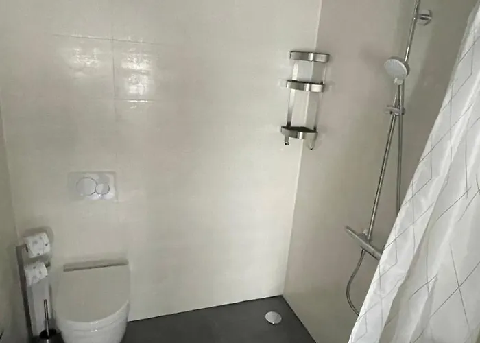 Lovely Monte Close To Cologne With Three Bedrooms And One Bathroom Frechen