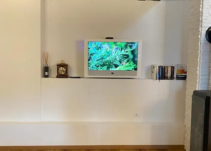 Appartement Lovely Monte Close To Cologne With Three Bedrooms And One Bathroom