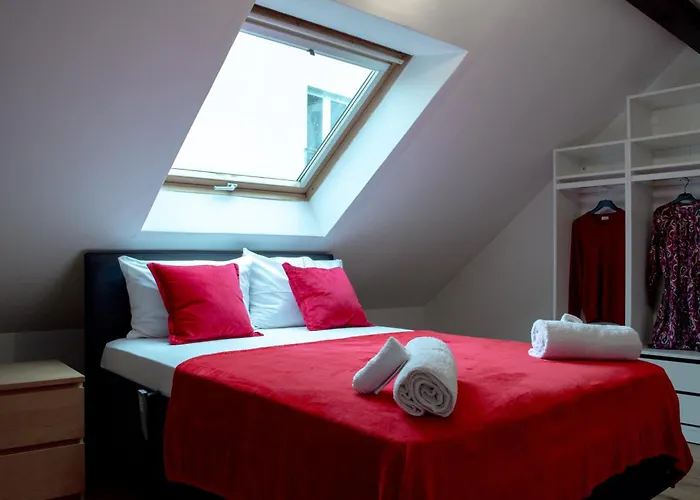 Lovely Monte Close To Cologne With Three Bedrooms And One Bathroom