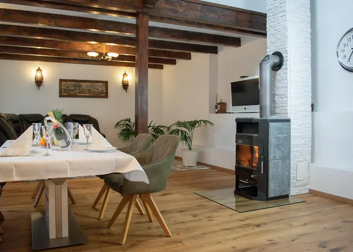 Lovely Monte Close To Cologne With Three Bedrooms And One Bathroom Frechen