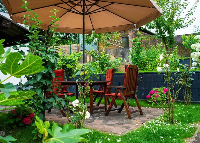 Apartamento Lovely Monte Close To Cologne With Three Bedrooms And One Bathroom