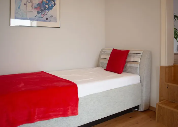 Lovely Monte Close To Cologne With Three Bedrooms And One Bathroom Frechen